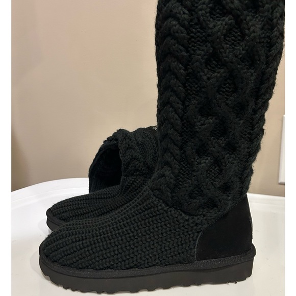 UGG Classic Cardy Cabled Knit Inside Zipper Boots - Picture 2 of 14
